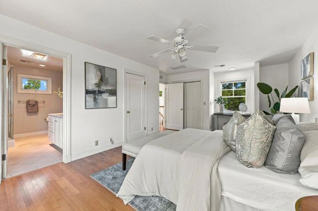 1604 White Oak Way, San Carlos, CA 94070