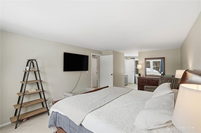 9735 Sheehan Road, Dayton, OH 45458