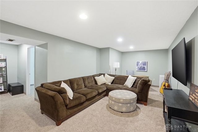 9735 Sheehan Road, Dayton, OH 45458