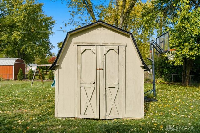 9735 Sheehan Road, Dayton, OH 45458