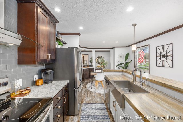 11700 Danton Drive, Allendale, MI 49401