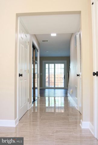 46566 RIVER MEADOWS TER, Sterling, VA 20165