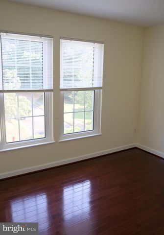 46566 RIVER MEADOWS TER, Sterling, VA 20165