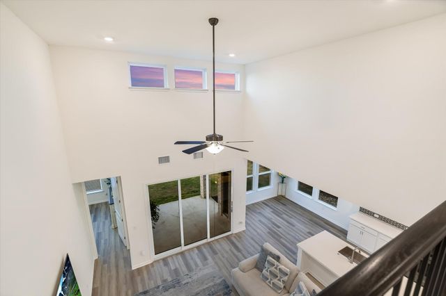 737 Leeward PASS, Leander, TX 78641