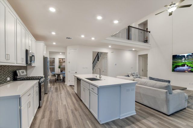 737 Leeward PASS, Leander, TX 78641