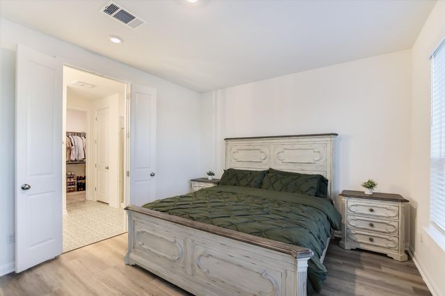 737 Leeward PASS, Leander, TX 78641