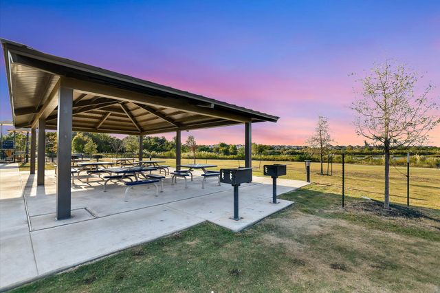 737 Leeward PASS, Leander, TX 78641