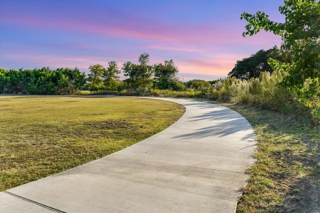 737 Leeward PASS, Leander, TX 78641