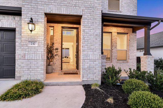 737 Leeward PASS, Leander, TX 78641