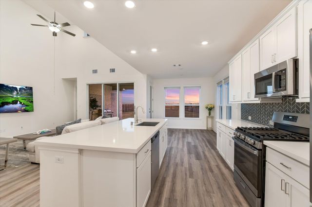 737 Leeward PASS, Leander, TX 78641