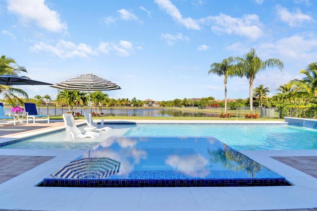 7754 Maywood Crest Drive, West Palm Beach, FL 33412