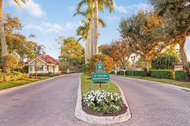 7754 Maywood Crest Drive, West Palm Beach, FL 33412