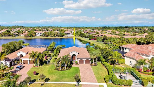 7754 Maywood Crest Drive, West Palm Beach, FL 33412