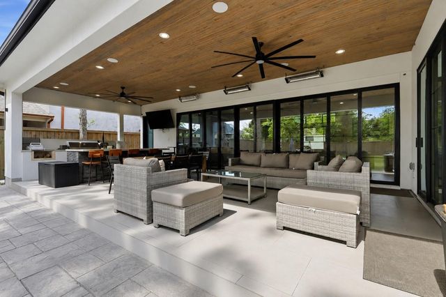 1432 Bingle Road, Houston, TX 77055
