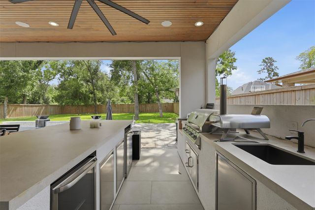 1432 Bingle Road, Houston, TX 77055