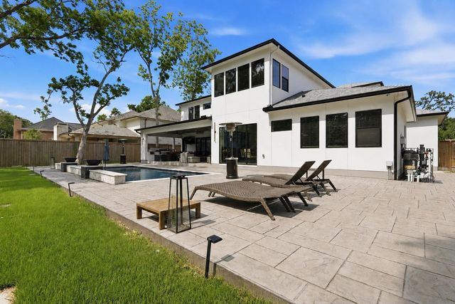 1432 Bingle Road, Houston, TX 77055