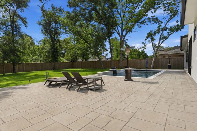 1432 Bingle Road, Houston, TX 77055