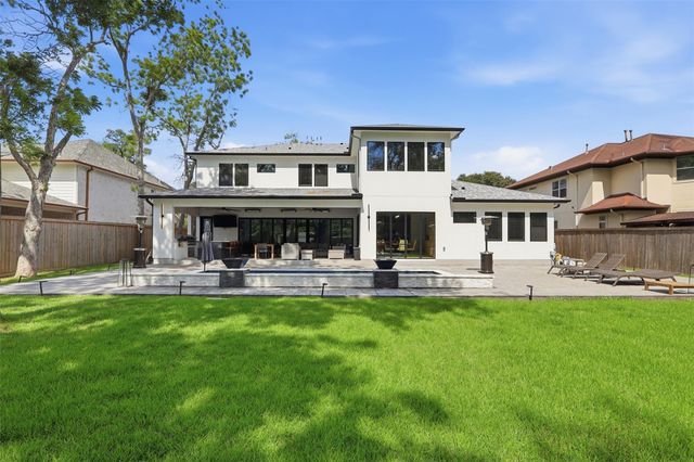 1432 Bingle Road, Houston, TX 77055