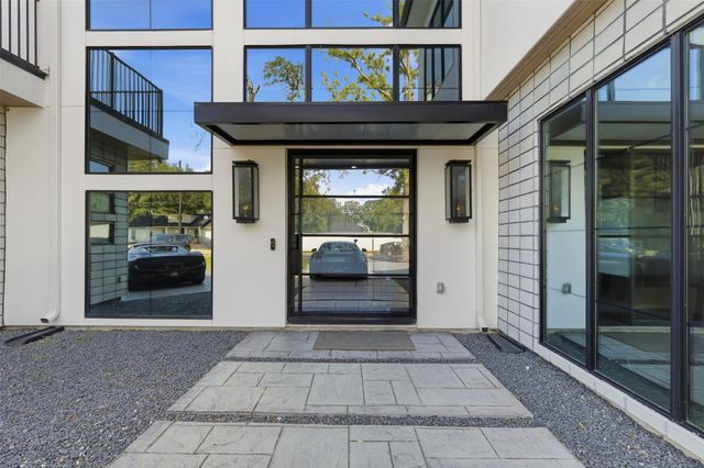 1432 Bingle Road, Houston, TX 77055