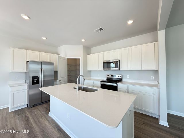 1102 Hanson Drive, Leland, NC 28451