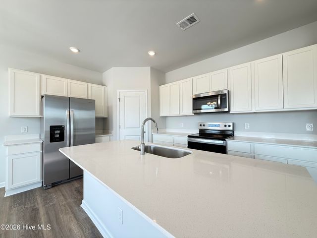 1102 Hanson Drive, Leland, NC 28451