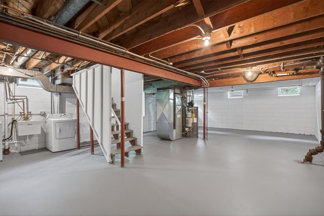 558 Arlington Avenue E, Saint Paul, MN 55130