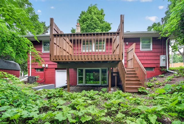 558 Arlington Avenue E, Saint Paul, MN 55130