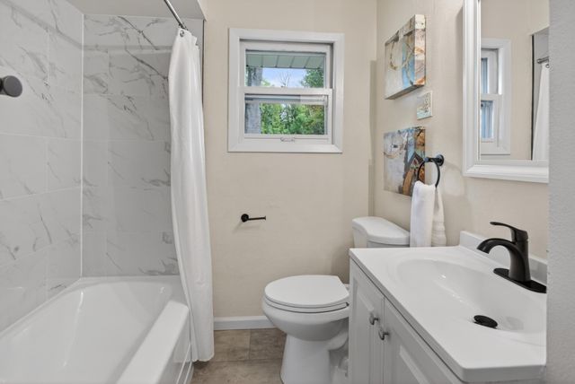 558 Arlington Avenue E, Saint Paul, MN 55130