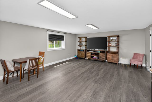 1601 Reinhart Drive NW, Ankeny, IA 50023