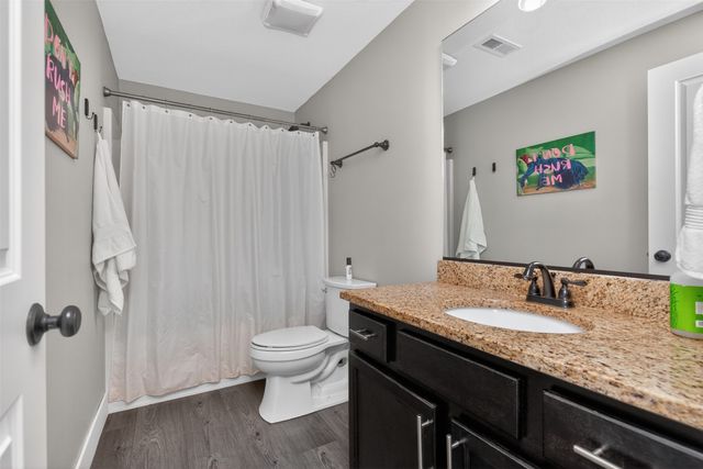 1601 Reinhart Drive NW, Ankeny, IA 50023