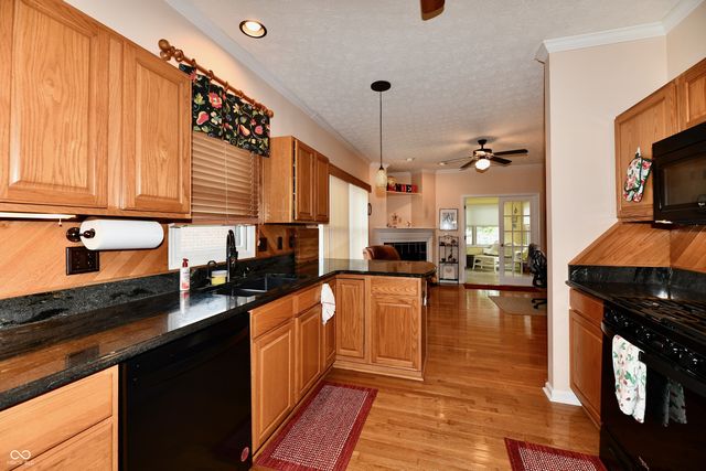 5705 Kensington Way S, Plainfield, IN 46168