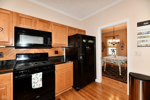 5705 Kensington Way S, Plainfield, IN 46168