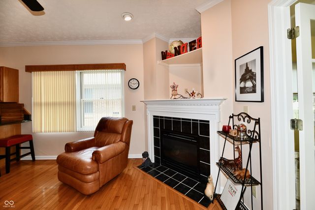 5705 Kensington Way S, Plainfield, IN 46168