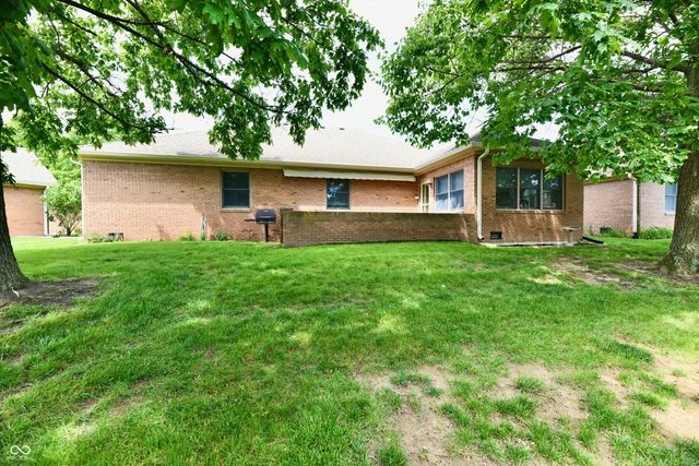 5705 Kensington Way S, Plainfield, IN 46168