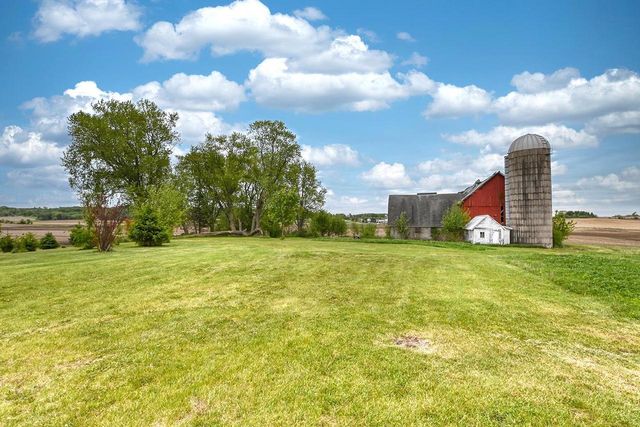 8349 W Mineral Point Road, Cross Plains, WI 53528