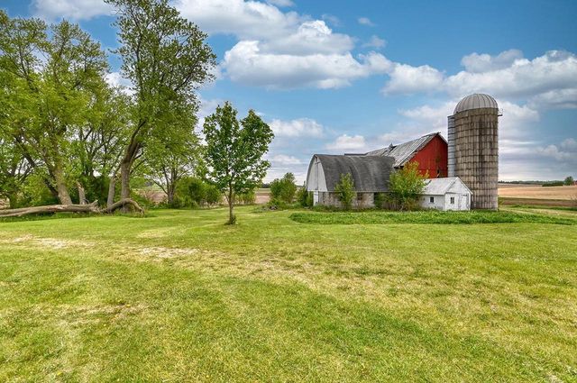 8349 W Mineral Point Road, Cross Plains, WI 53528
