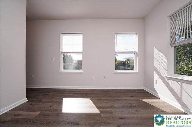 1210 Eaton Avenue 201, Bethlehem City, PA 18018