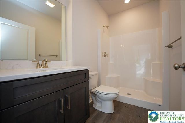 1210 Eaton Avenue 201, Bethlehem City, PA 18018
