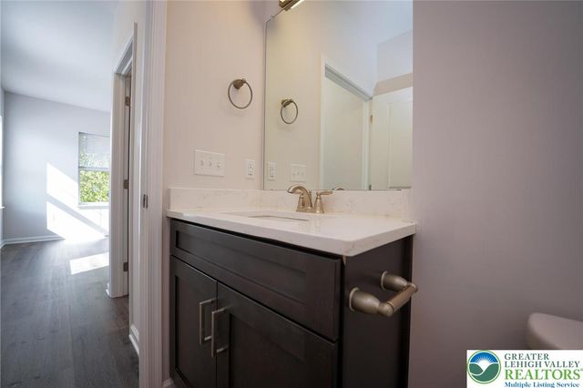 1210 Eaton Avenue 201, Bethlehem City, PA 18018