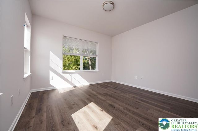 1210 Eaton Avenue 201, Bethlehem City, PA 18018