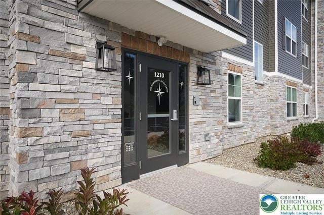 1210 Eaton Avenue 201, Bethlehem City, PA 18018