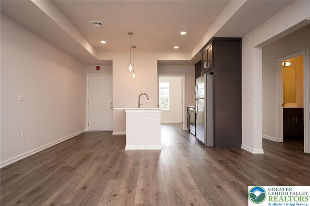 1210 Eaton Avenue 201, Bethlehem City, PA 18018
