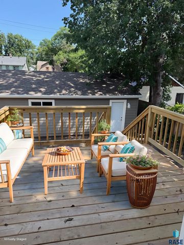324 N Nesmith Ave Avenue, Sioux Falls, SD 57103