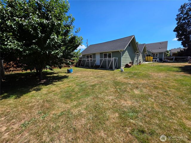 17433 154th Street SE, Monroe, WA 98272