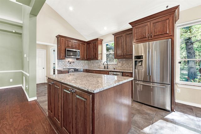 1600 E Lucas Road, Lucas, TX 75002