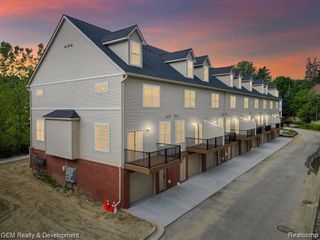 549 Village Lane, Milford Village, MI 48381