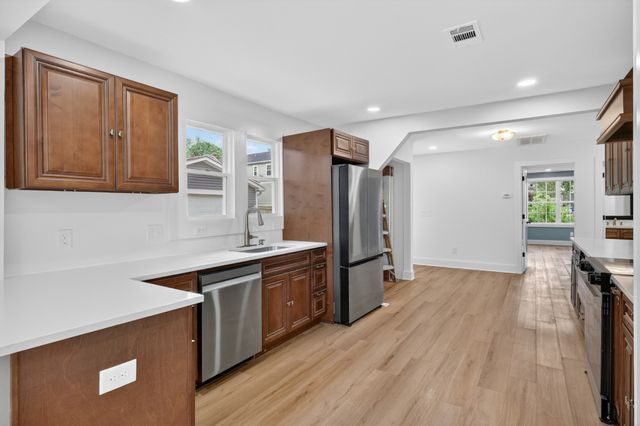1620 Lillian St, Nashville, TN 37206