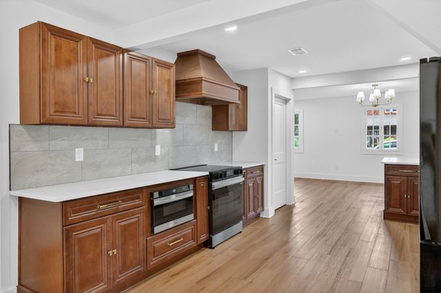 1620 Lillian St, Nashville, TN 37206