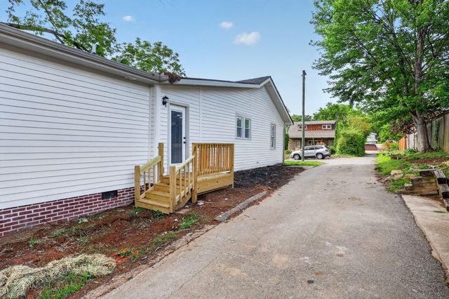 1620 Lillian St, Nashville, TN 37206