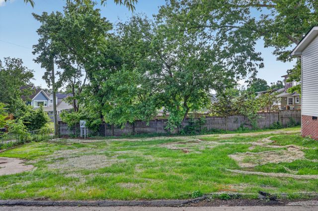 1620 Lillian St, Nashville, TN 37206